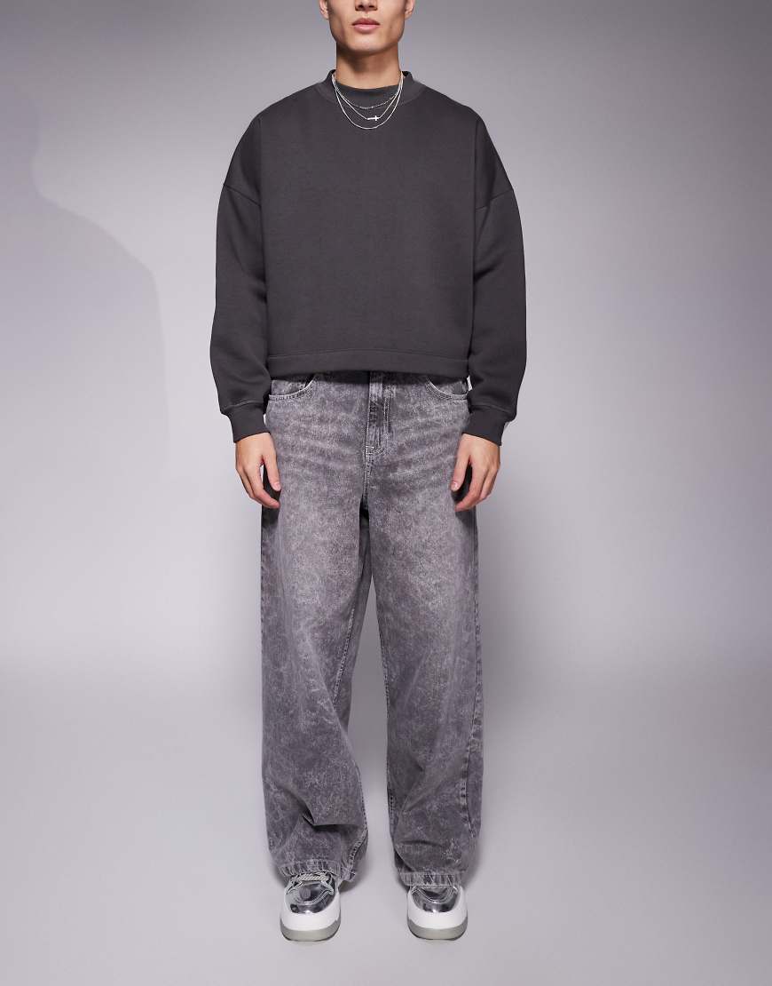 ASOS DESIGN - Sehr weite Jeans in verwaschenem Grau ASOS DESIGN - Sehr weite Jeans in verwaschenem Grau von ASOS DESIGN