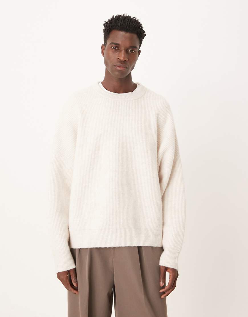 ASOS DESIGN - Kastiger Pullover mit extremer Oversie-Passform aus Grobstrick mit Patentstrick in Haferbeige meliert-Neutral von ASOS DESIGN