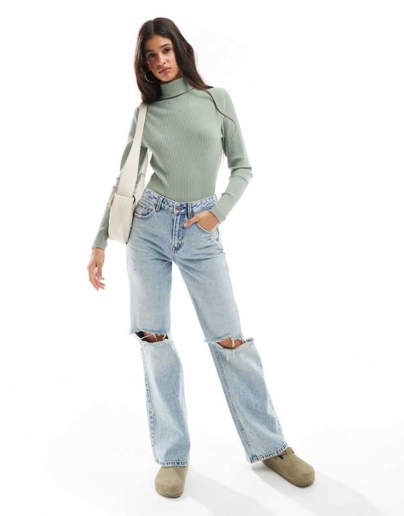 ASOS DESIGN - Superweicher, angerauter Rollkragenpullover in Salbeigrün mit Rippenstruktur von ASOS DESIGN