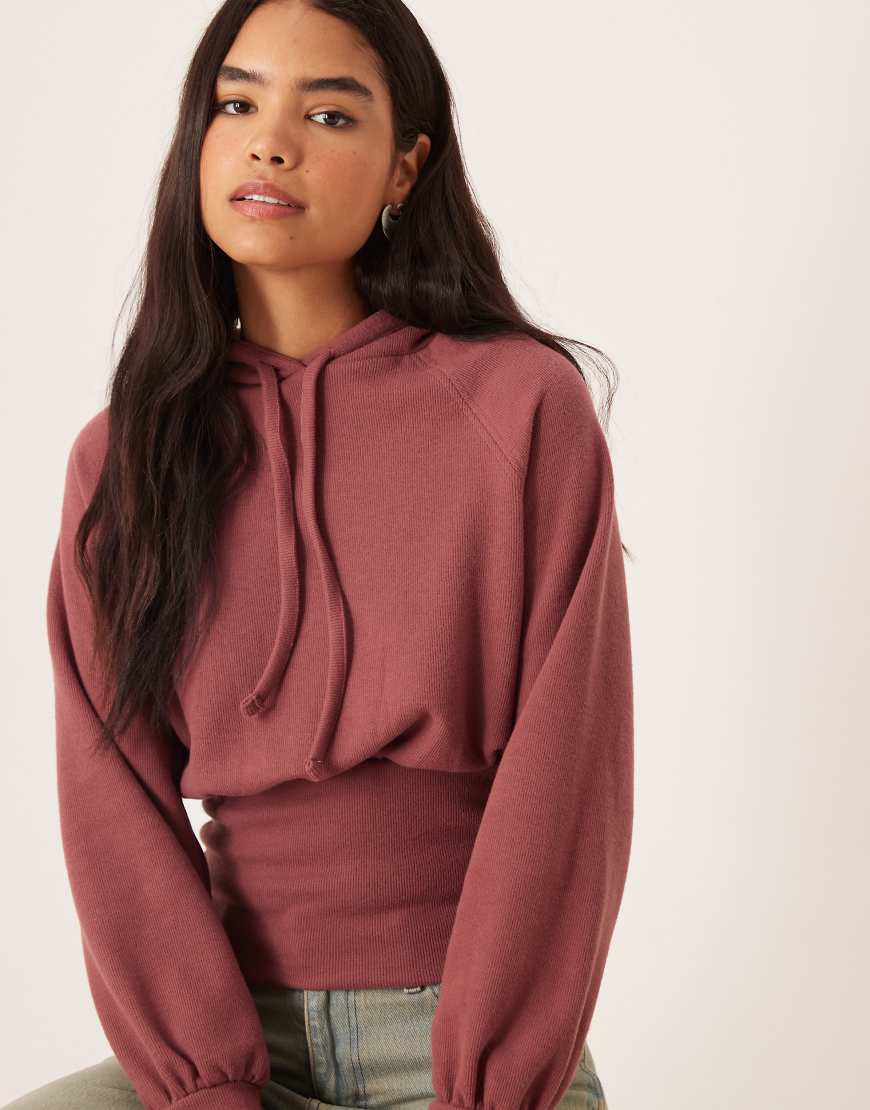 ASOS DESIGN - Superweicher, taillierter Kapuzenpullover in Altrosa ASOS DESIGN - Superweicher, taillierter Kapuzenpullover in Altrosa von ASOS DESIGN