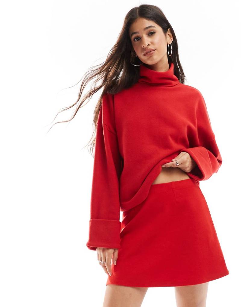 ASOS DESIGN - Superweicher Rollkragenpullover in Rot mit Bündchen von ASOS DESIGN