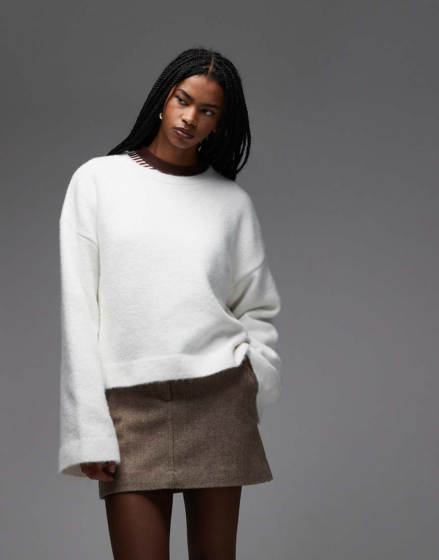 ASOS DESIGN - Superweicher Strickpullover in Ecru mit weiten Ärmeln und Wollanteil-Weiß ASOS DESIGN - Superweicher Strickpullover in Ecru mit weiten Ärmeln und Wollanteil-Weiß von ASOS DESIGN