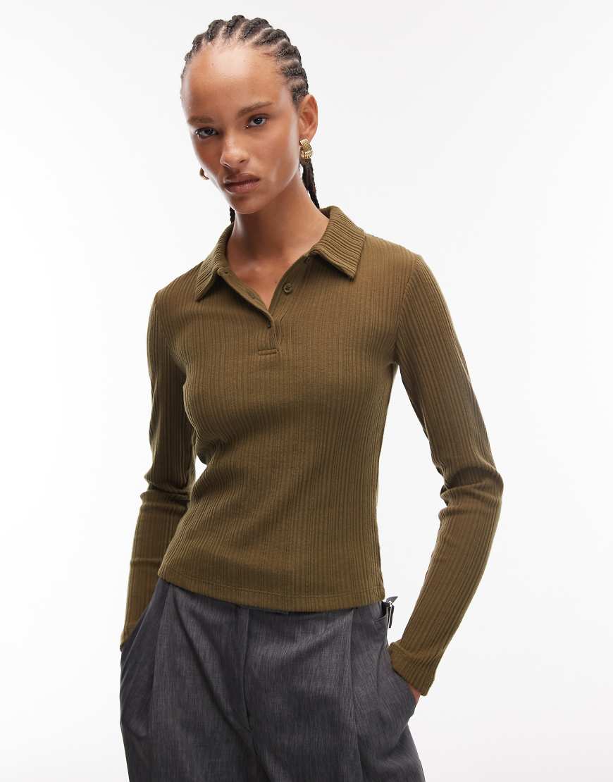 ASOS DESIGN - Superweiches, angerautes Polo-Oberteil in Khaki mit Rippenmuster und langen Ärmeln-Grün ASOS DESIGN - Superweiches, angerautes Polo-Oberteil in Khaki mit Rippenmuster und langen Ärmeln-Grün von ASOS DESIGN
