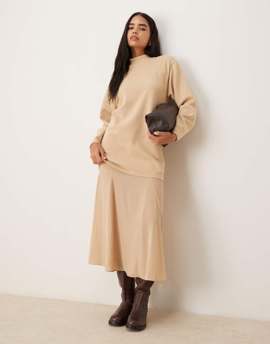 ASOS DESIGN - Superweiches 2-in-1-Maxikleid in Steinbeige mit Godet-Rock aus Chiffon-Keine Farbe von ASOS DESIGN