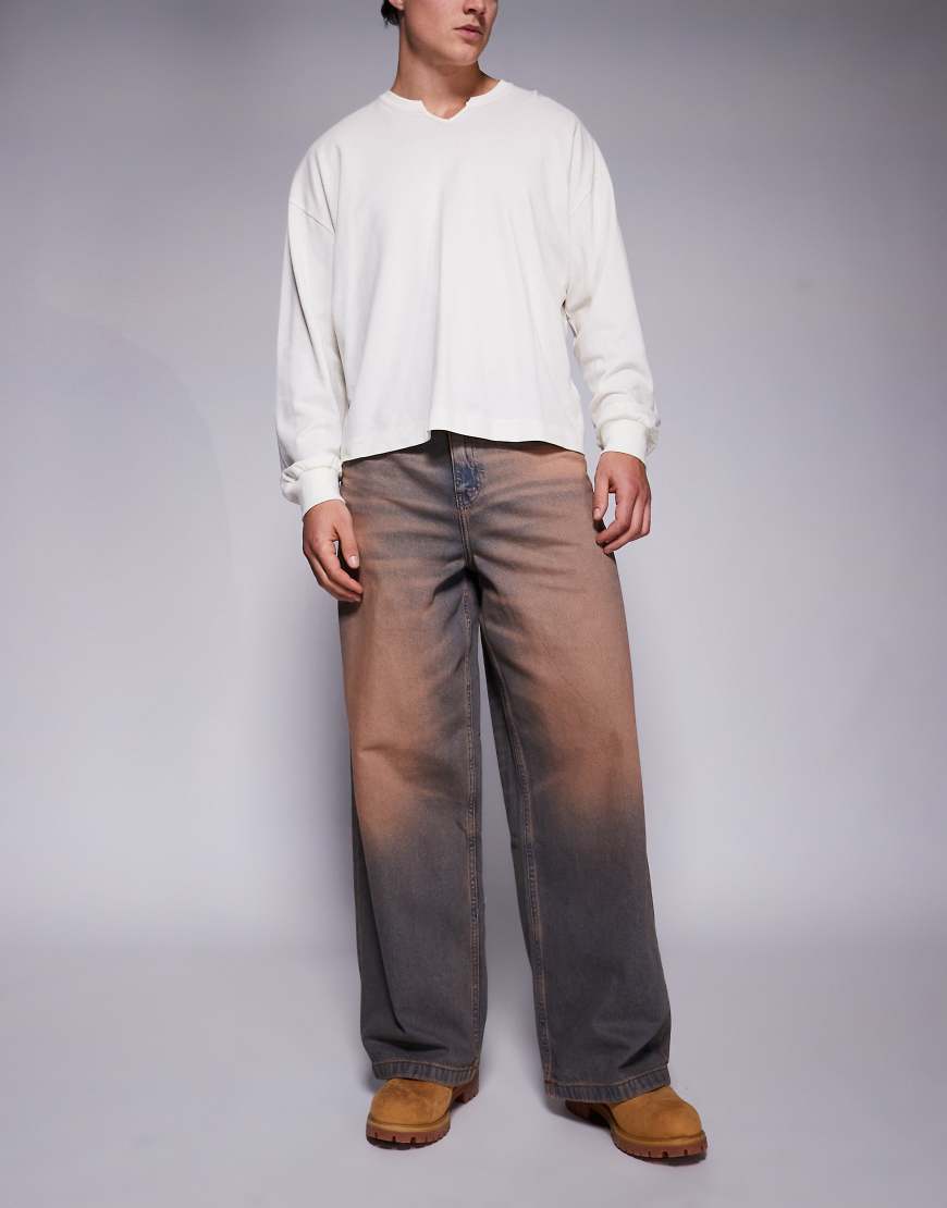ASOS DESIGN - Superweit geschnittene Jeans mit rosa Farbstich ASOS DESIGN - Superweit geschnittene Jeans mit rosa Farbstich von ASOS DESIGN