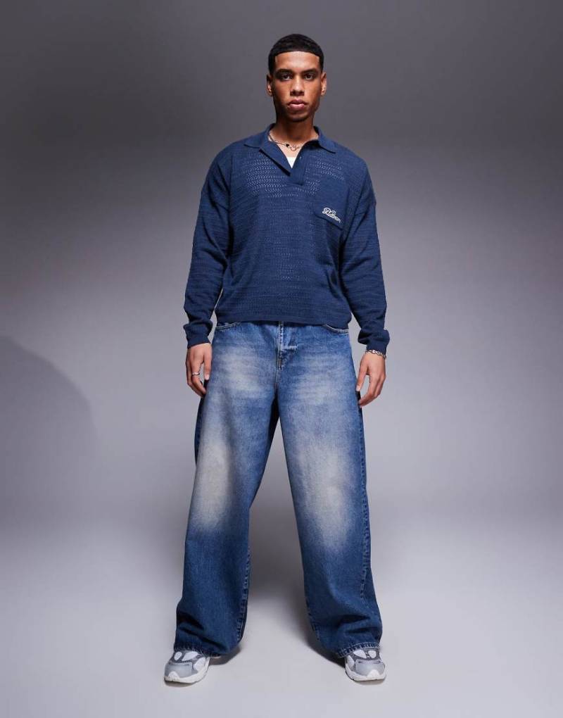 ASOS DESIGN - Superweite Baggy-Fit-Jeans in dunkelblauer Waschung von ASOS DESIGN