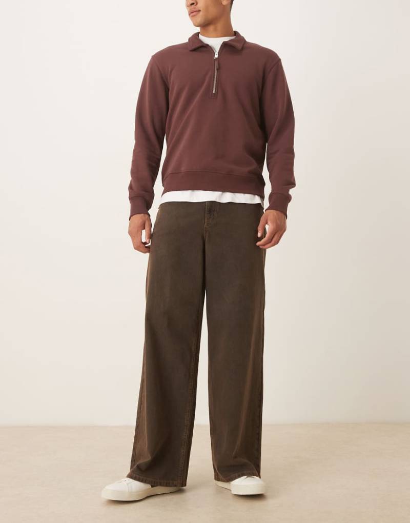 ASOS DESIGN - Superweite Baggy-Jeans in braun getönter Waschung-Brown von ASOS DESIGN