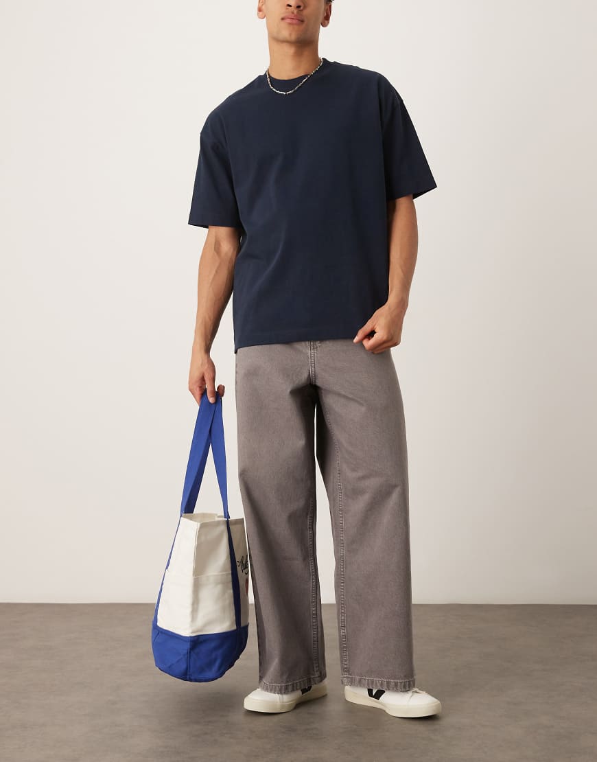 ASOS DESIGN - Superweite Jeans in dunkelgrauer Waschung ASOS DESIGN - Superweite Jeans in dunkelgrauer Waschung von ASOS DESIGN