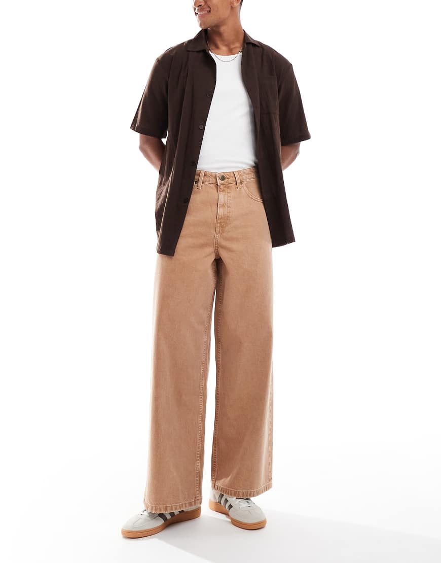 ASOS DESIGN - Superweite Jeans in sandbrauner Waschung-Neutral ASOS DESIGN - Superweite Jeans in sandbrauner Waschung-Neutral von ASOS DESIGN