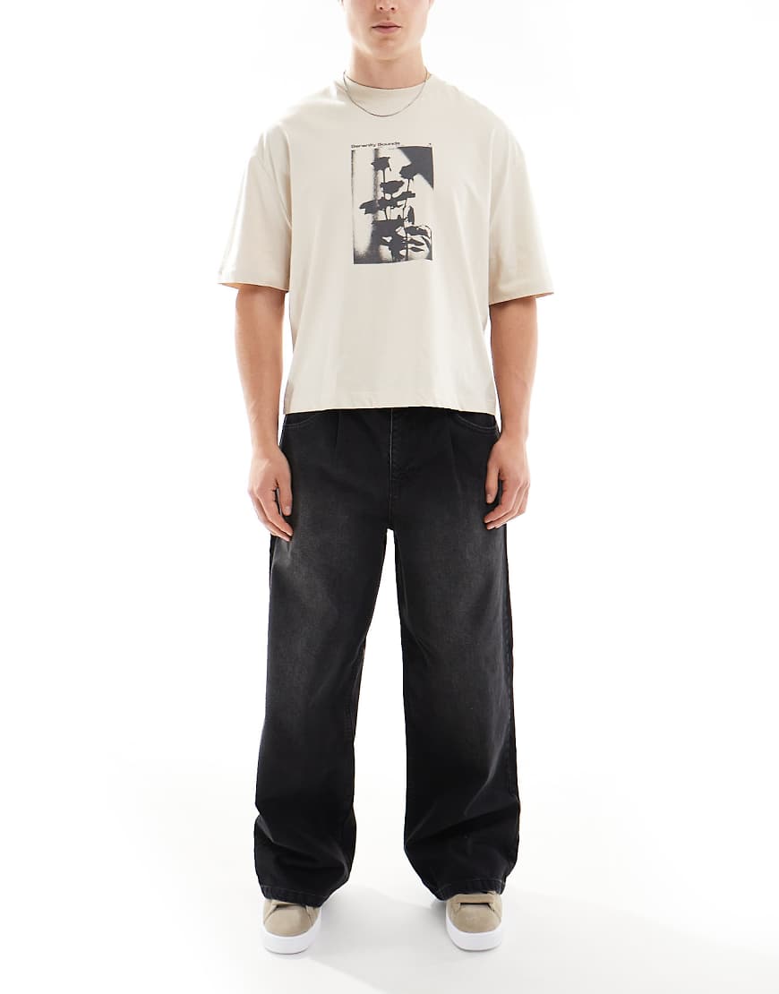 ASOS DESIGN - Superweite Jeans in verwaschenem Schwarz mit Farbverlauf ASOS DESIGN - Superweite Jeans in verwaschenem Schwarz mit Farbverlauf von ASOS DESIGN
