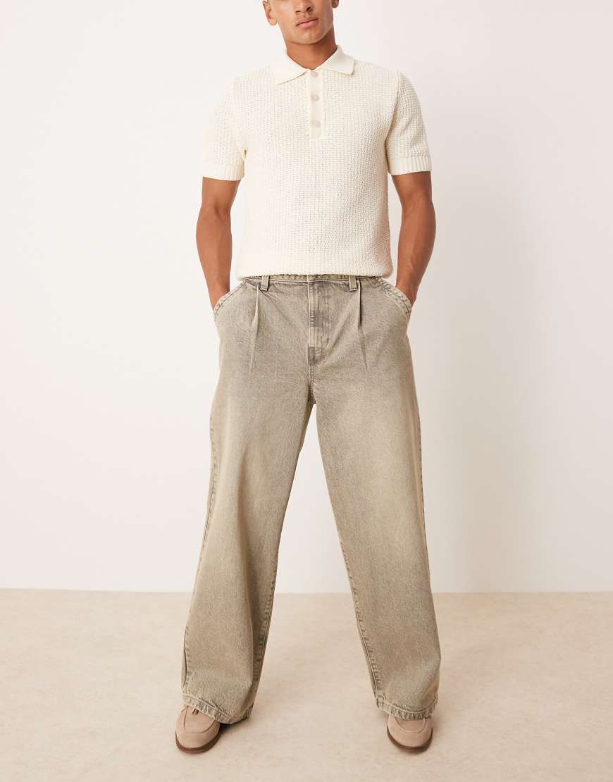 ASOS DESIGN - Superweite Jeans mit braunem Farbstich ASOS DESIGN - Superweite Jeans mit braunem Farbstich von ASOS DESIGN