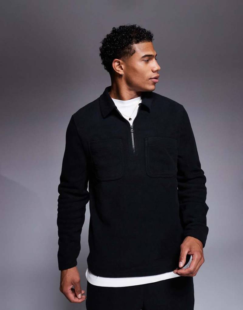 ASOS DESIGN - Sweatshirt in Marineblau aus Fleece mit Kragen und kurzem Reißverschluss-Schwarz von ASOS DESIGN