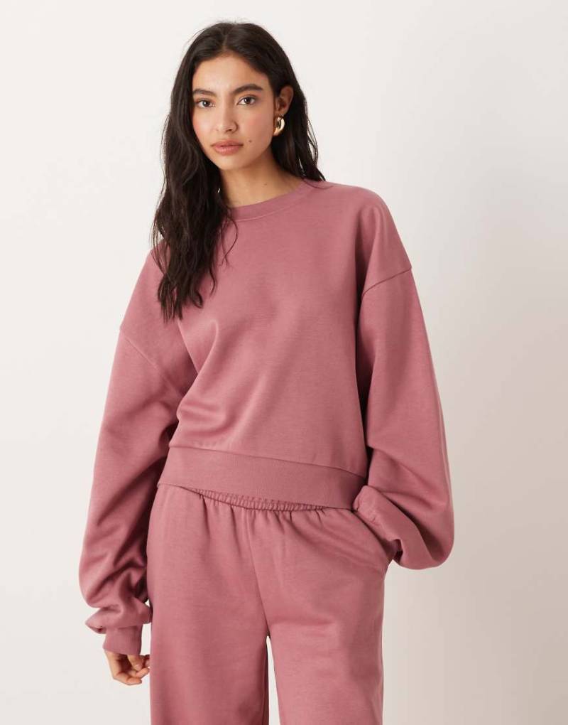 ASOS DESIGN - Sweatshirt in Rosé mit Ballonärmeln und weicher Innenseite-Rosa von ASOS DESIGN