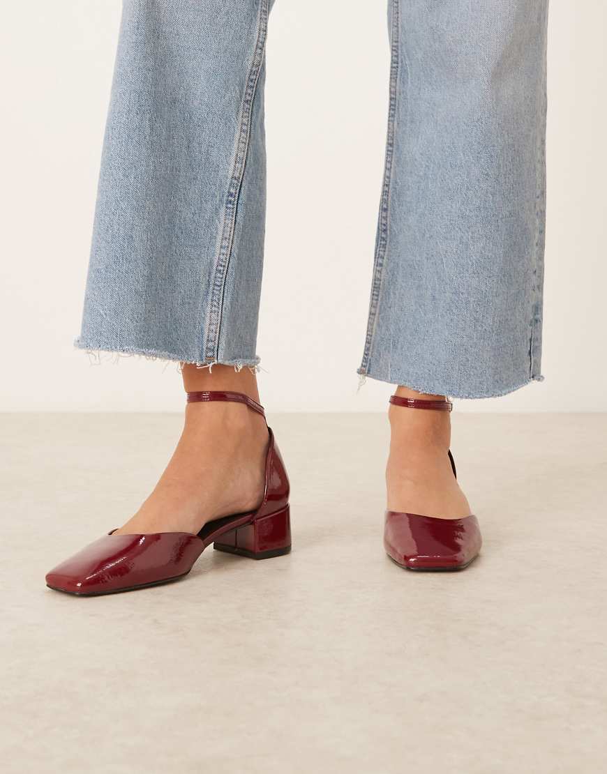 ASOS DESIGN - Sweet - Lackschuhe in Burgunderrot mit mittelhohem Blockabsatz von ASOS DESIGN