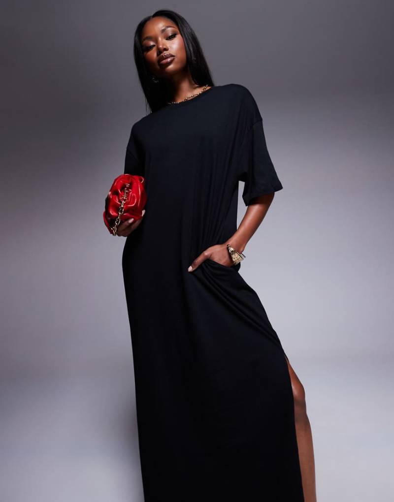 ASOS DESIGN - T-Shirt-Kleid in Midaxilänge in Schwarz, Oversize-Passform von ASOS DESIGN