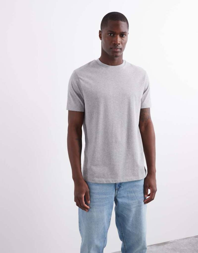 ASOS DESIGN - Schweres T-Shirt in Grau meliert mit Rundhalsausschnitt ASOS DESIGN - Schweres T-Shirt in Grau meliert mit Rundhalsausschnitt von ASOS DESIGN