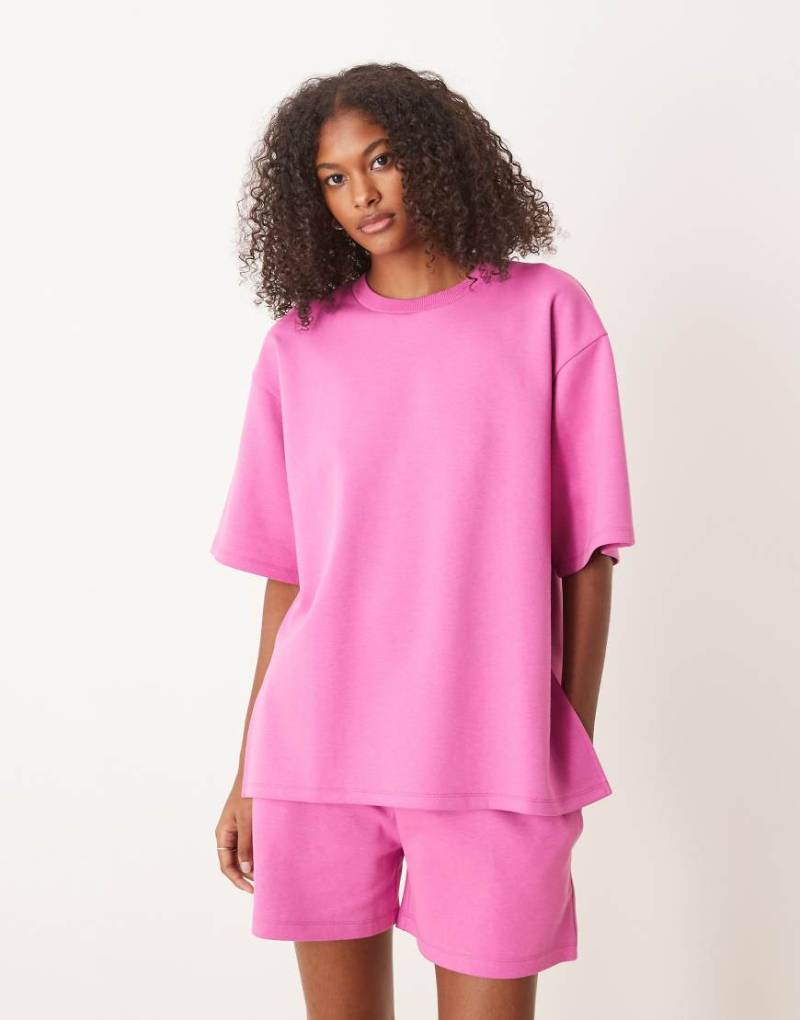 ASOS DESIGN - T-Shirt aus Interlock-Stoff in Rosa mit Seitenschlitz, Kombiteil von ASOS DESIGN