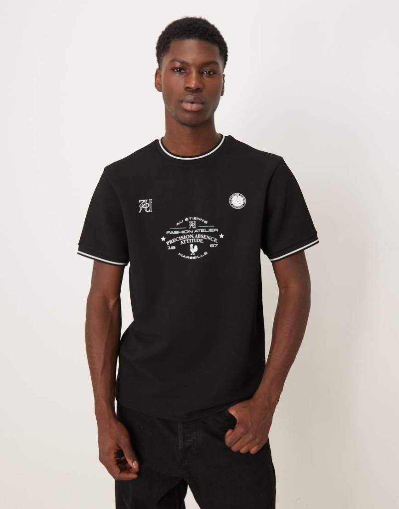 ASOS DESIGN - T-Shirt aus superschwerem Stoff in Schwarz mit kontrastierenden Abschlüssen und Sportprint von ASOS DESIGN