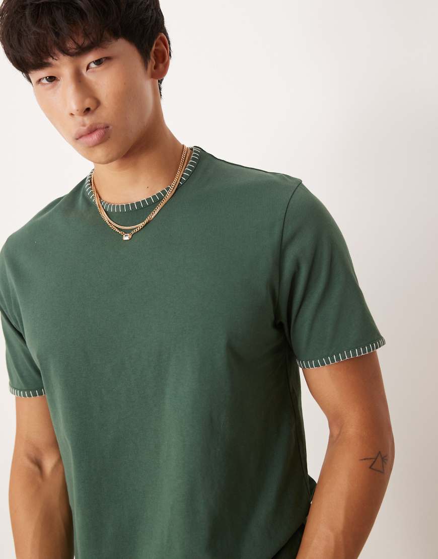 ASOS DESIGN - T-Shirt in Grün mit Rundhalsausschnitt und Kontrast-Languettenstich von ASOS DESIGN