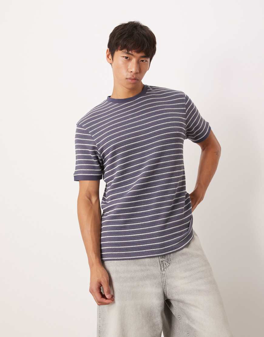 ASOS DESIGN - Schweres T-Shirt mit strukturierten Streifen in Marineblau und Weiß-Schwarz von ASOS DESIGN