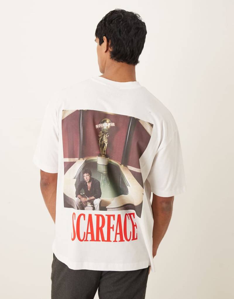 ASOS DESIGN - T-Shirt in Weiß mit Oversize-Passform und „Scarface"-Print von ASOS DESIGN