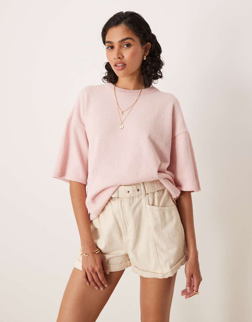 ASOS DESIGN - T-Shirt in lockerer Passform aus Flammgarn-Strick in Rosa ASOS DESIGN - T-Shirt in lockerer Passform aus Flammgarn-Strick in Rosa von ASOS DESIGN