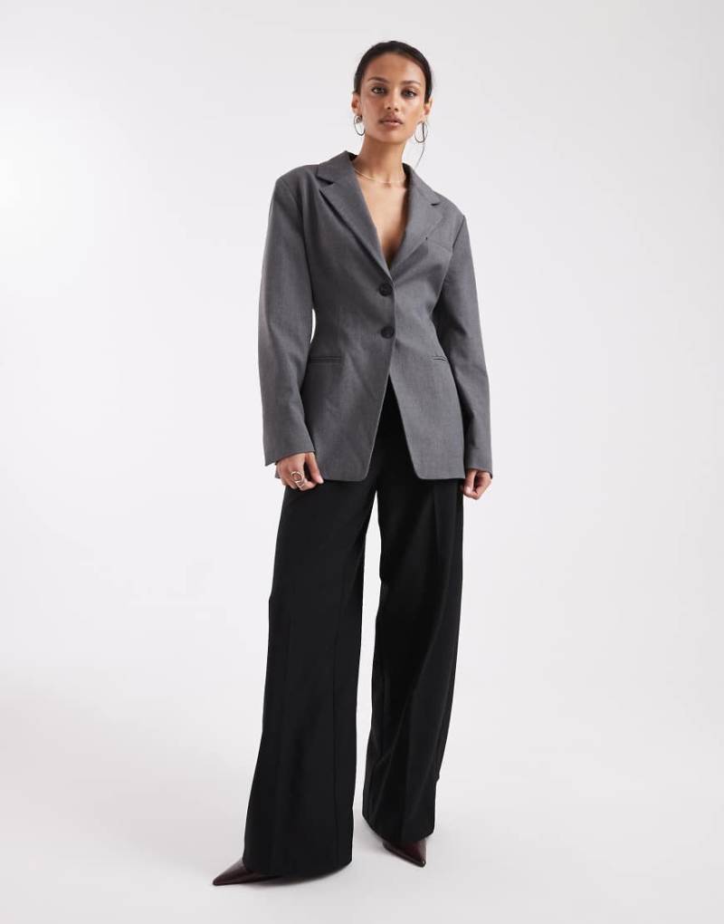 ASOS DESIGN - Taillierter Blazer in Grau von ASOS DESIGN