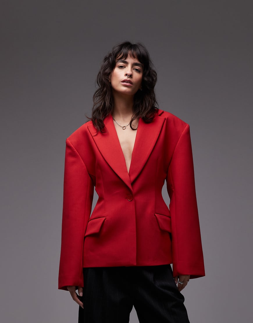 ASOS DESIGN - Taillierter Blazer in Rot mit figurbetontem Schnitt von ASOS DESIGN