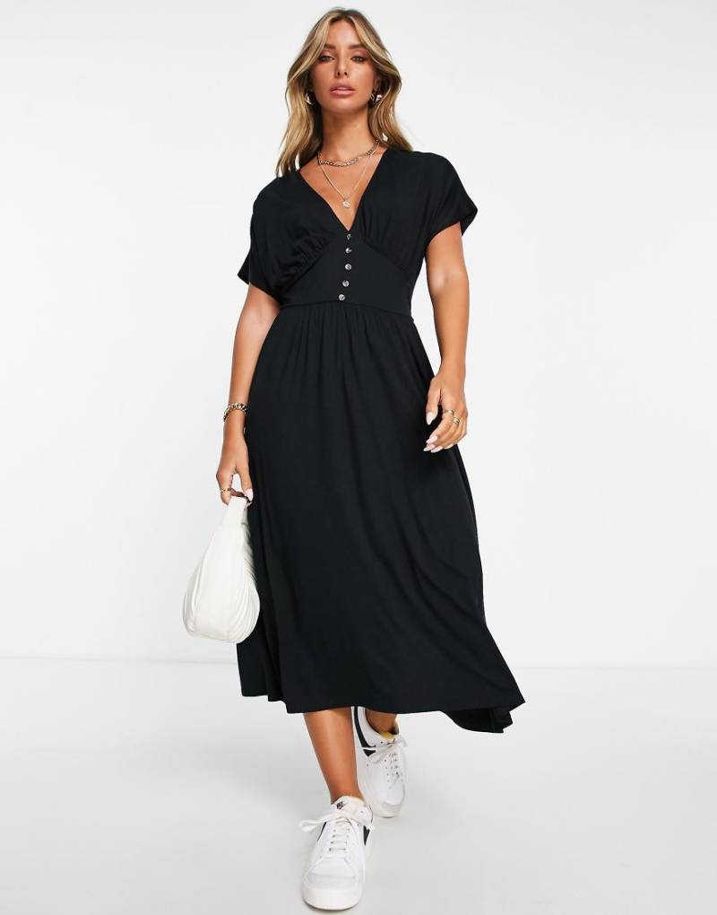 ASOS DESIGN - Tailliertes Midi-Freizeitkleid in Schwarz mit Knöpfen von ASOS DESIGN