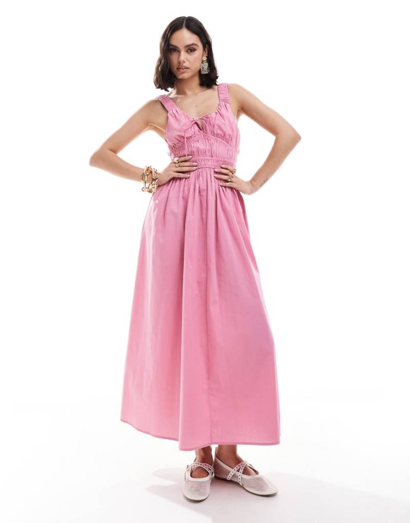 ASOS DESIGN - Tailliertes Midi-Sommerkleid in Himbeerrot mit breiten Trägern-Bunt von ASOS DESIGN