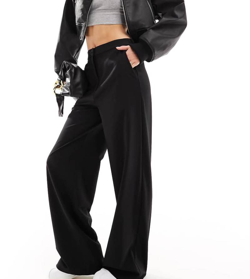 ASOS DESIGN Tall - Elegante, lässig und gerade geschnittene Hose in Schwarz von ASOS DESIGN