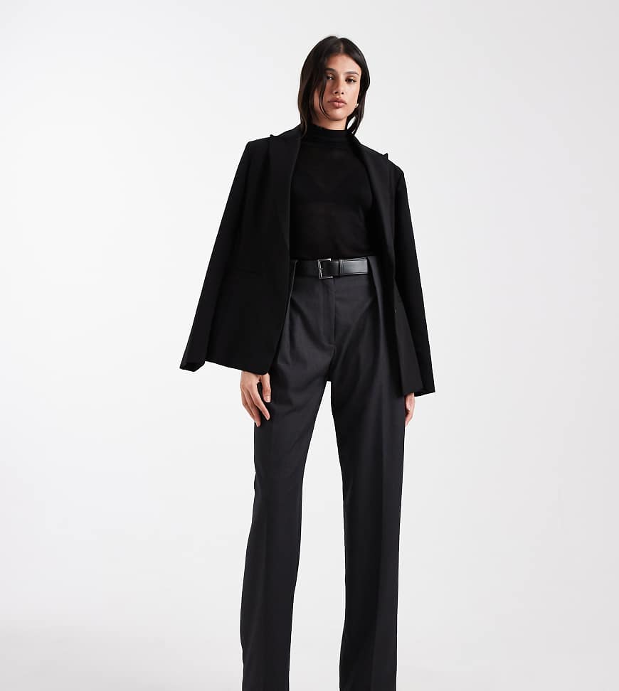 ASOS DESIGN Tall - Elegante, gerade geschnittene Hose in meliertem Anthrazit mit hohem Bund und Gürtel-Grau von ASOS DESIGN