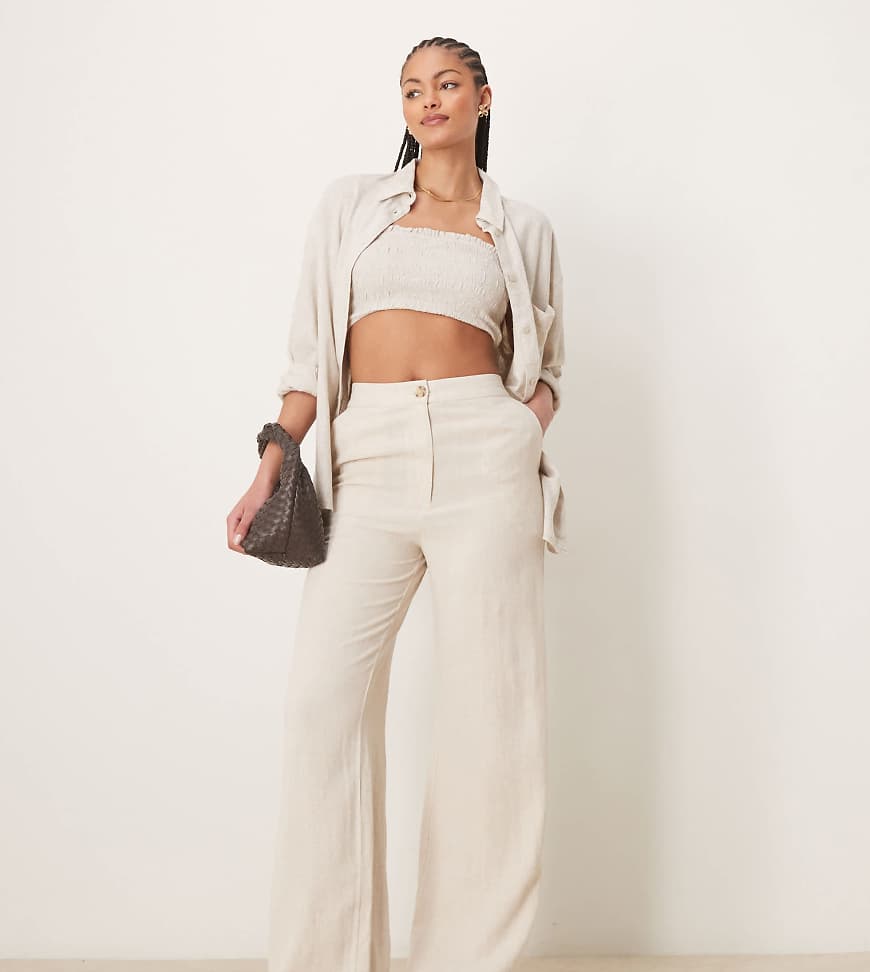 ASOS DESIGN Tall - Relaxed Fit Hose in Steinrosa mit Leinenanteil und geradem Schnitt-Neutral von ASOS Tall