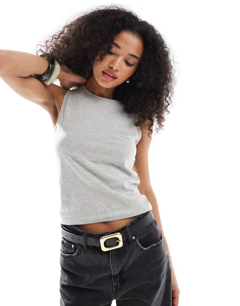 ASOS DESIGN - Tanktop in Grau meliert mit Rundhalsausschnitt von ASOS DESIGN