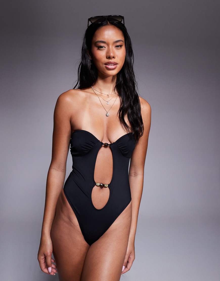 ASOS DESIGN - Tara - Trägerloser Badeanzug in Schwarz mit Perlen- und Metallverzierung von ASOS DESIGN