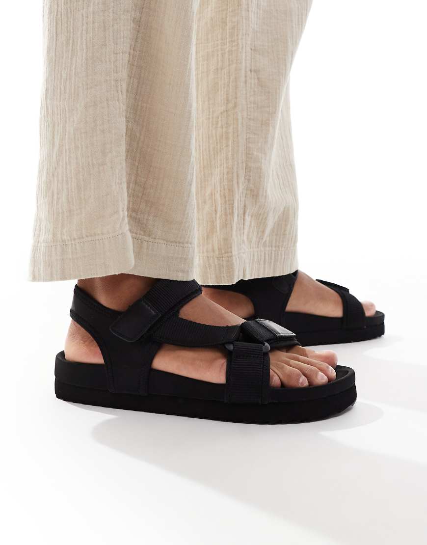 ASOS DESIGN - Tech - Sandalen in Schwarz von ASOS DESIGN