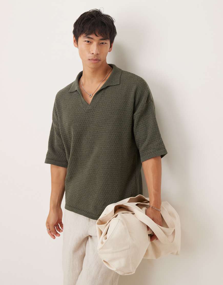 ASOS DESIGN - Texturiertes Polohemd in Grün mit eingekerbtem Ausschnitt und lockerem Schnitt von ASOS DESIGN