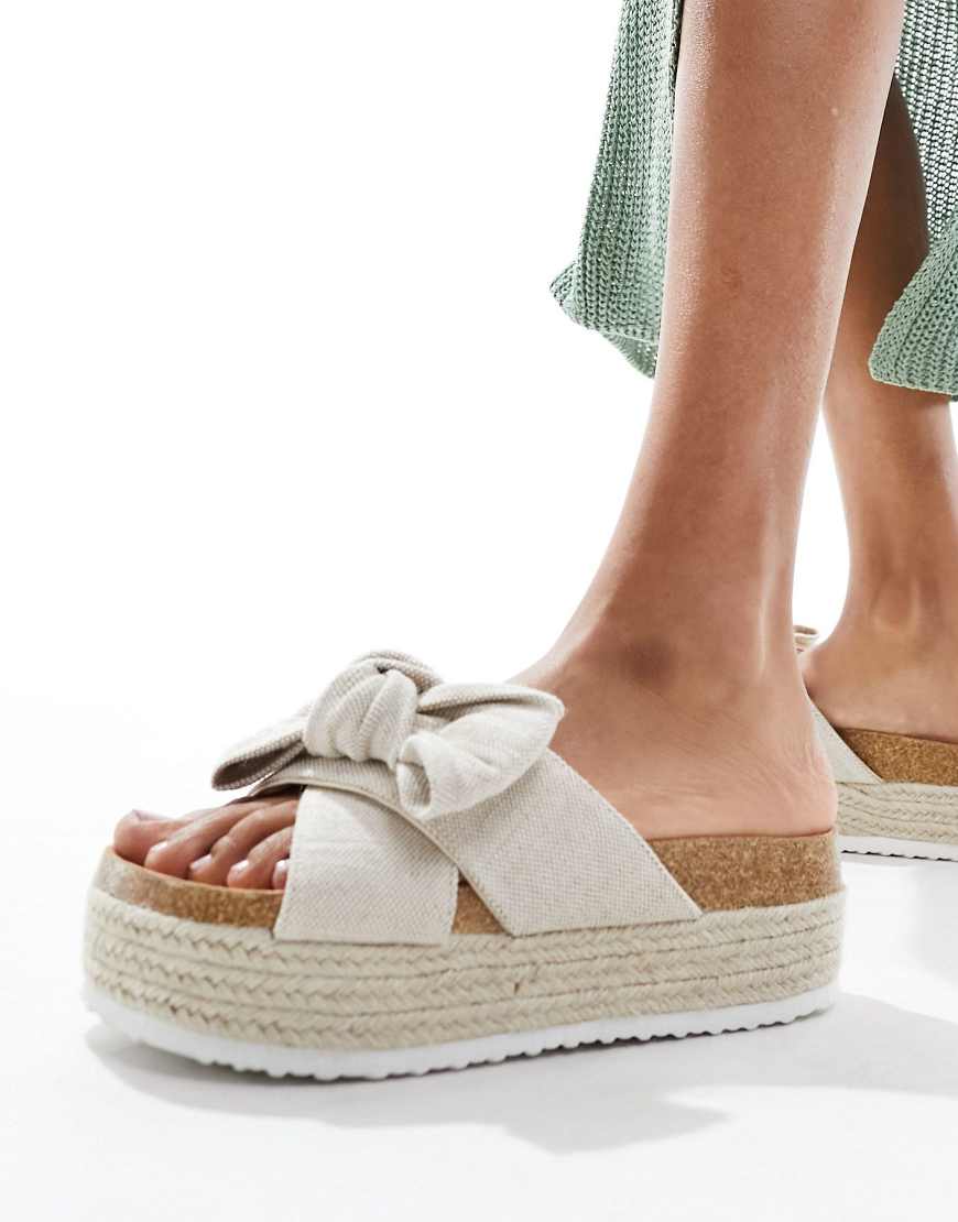 ASOS DESIGN - Thankful - Plateau-Sandalen aus Naturmaterialien mit Schleifendetail-Neutral von ASOS DESIGN
