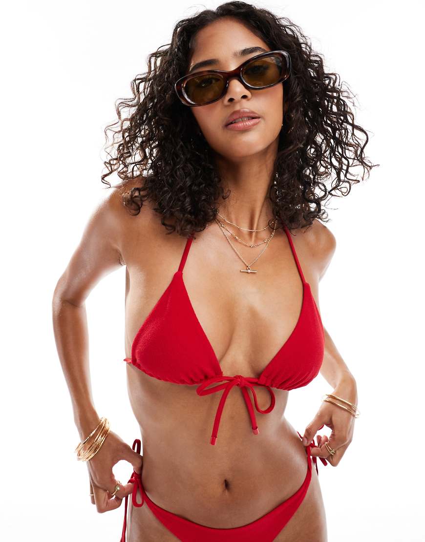 ASOS DESIGN - Tia - Triangel-Bikinioberteil aus Frottee in Rot von ASOS DESIGN