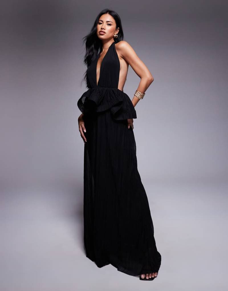 ASOS DESIGN - Premium - Tief ausgeschnittenes Plissee-Maxikleid in Schwarz mit Schößchenbesatz mit eingearbeitetem Bügel von ASOS DESIGN