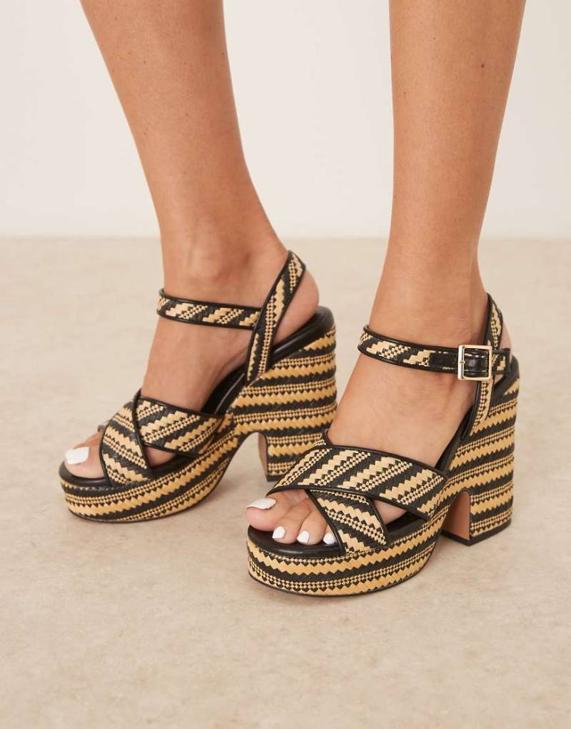 ASOS DESIGN - Tiggy - Sandaletten in Schwarz und Natur mit überkreuzten Riemen und Keilabsatz-Bunt von ASOS DESIGN