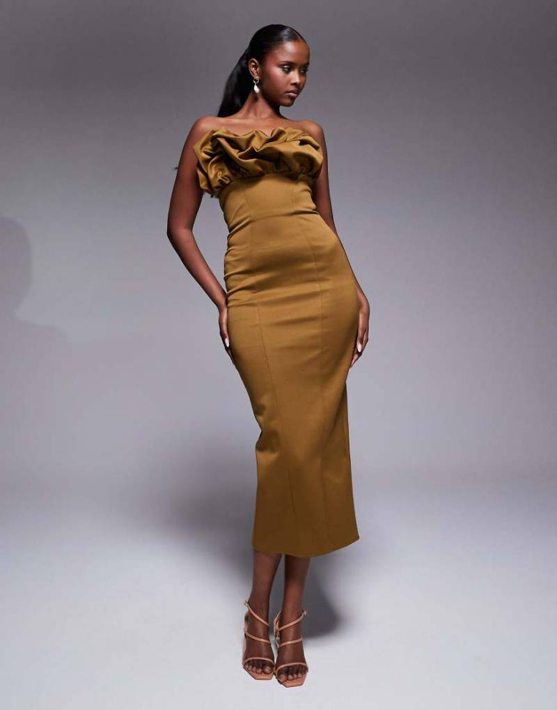 ASOS DESIGN - Trägerloses, strukturiertes Midikleid in Olivgrün mit gerüschtem Oberteil von ASOS DESIGN