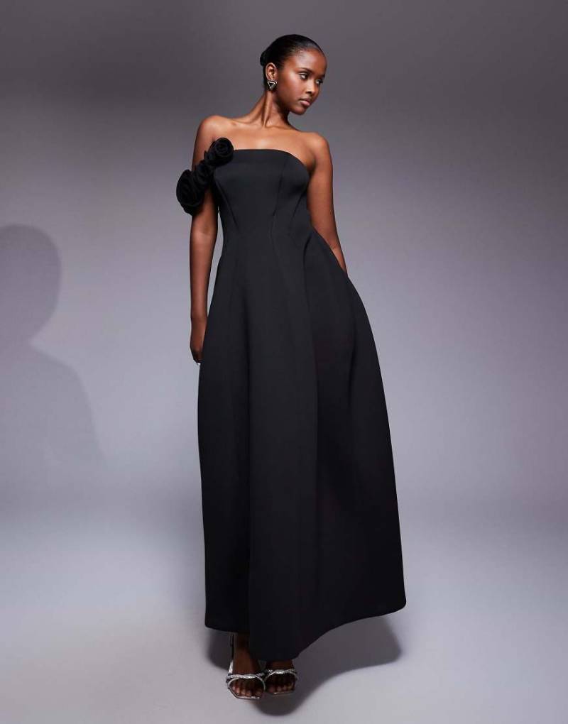 ASOS DESIGN - Trägerloses Maxikleid aus neoprenartigem Stoff in Schwarz mit Blumendetail von ASOS DESIGN