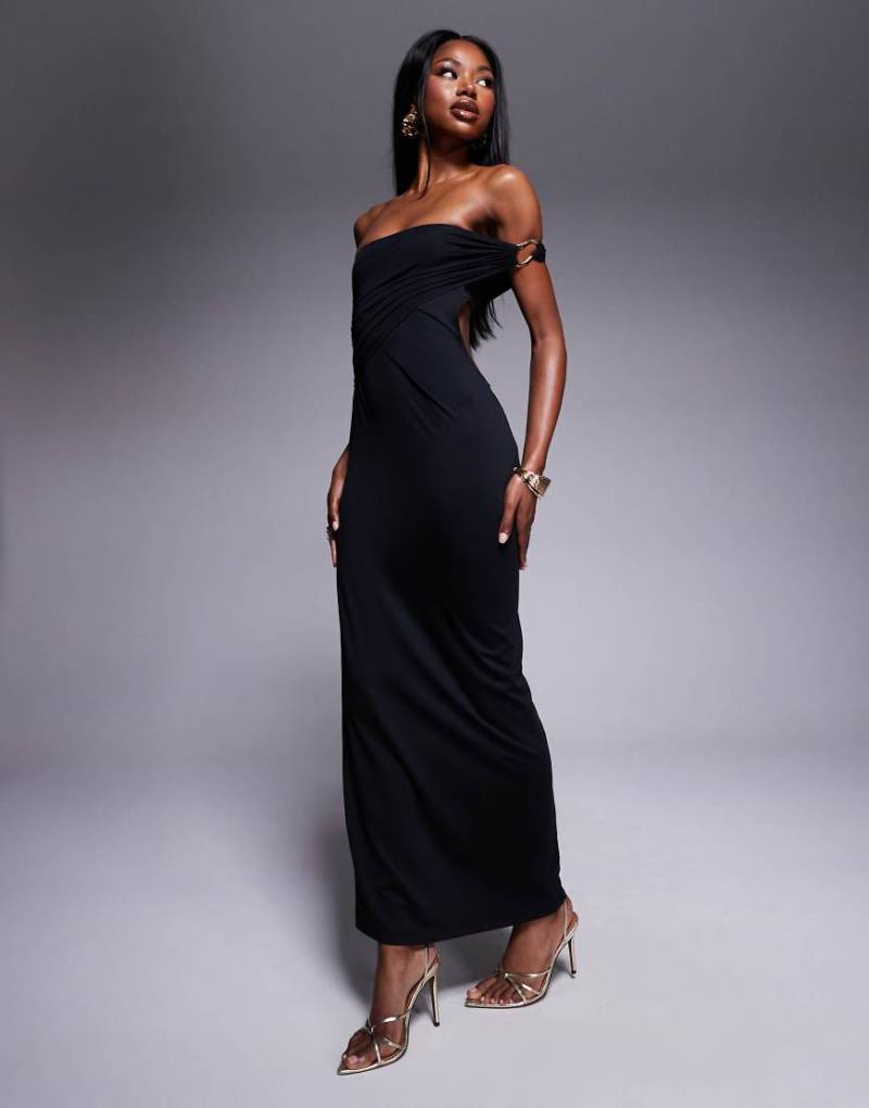 ASOS DESIGN - Trägerloses Maxikleid in Schwarz mit Cut-out-Detail und goldfarbenen Metall-Highlights von ASOS DESIGN