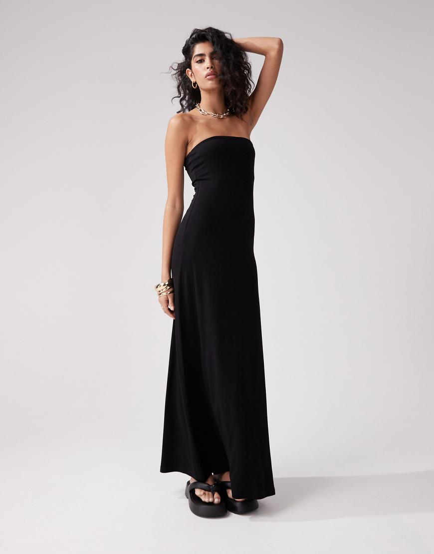 ASOS DESIGN - Trägerloses Maxikleid in Schwarz mit weitem Saum von ASOS DESIGN