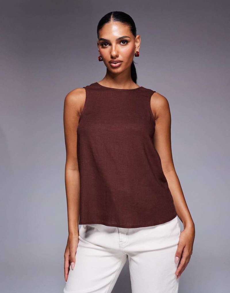 ASOS DESIGN - Trägertop aus Leinenmix in Schokobraun mit U-Rückenausschnitt-Brown von ASOS DESIGN