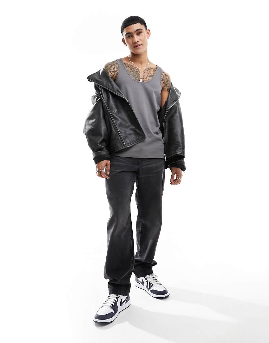 ASOS DESIGN - Trägertop in Anthrazit-Grau ASOS DESIGN - Trägertop in Anthrazit-Grau von ASOS DESIGN