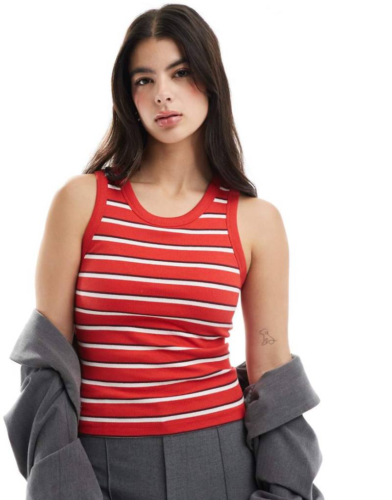 ASOS DESIGN - Trägertop in Rot mit BH-Detail von ASOS DESIGN