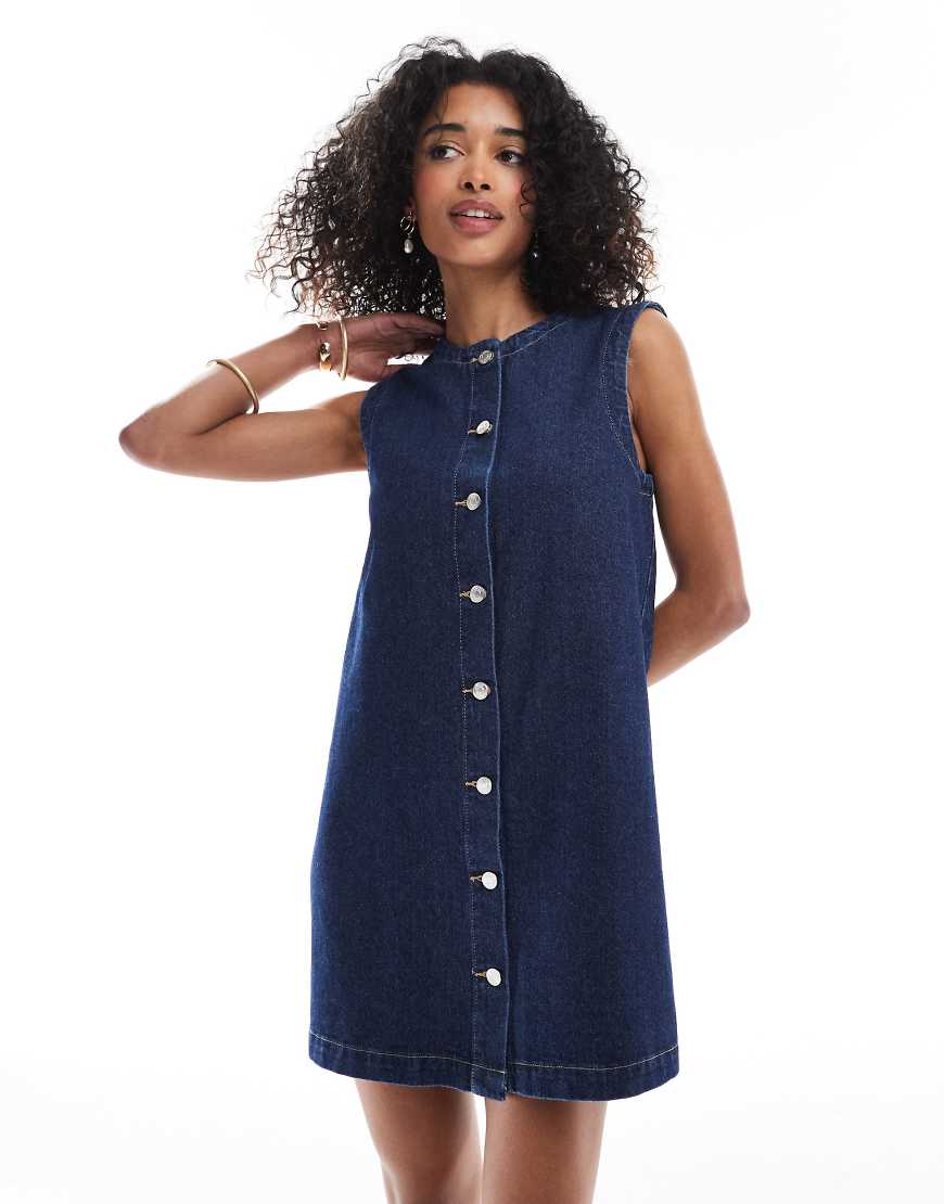 ASOS DESIGN - Trapezförmiges Jeans-Minikleid in Indigoblau mit Knopfleiste ASOS DESIGN - Trapezförmiges Jeans-Minikleid in Indigoblau mit Knopfleiste von ASOS DESIGN