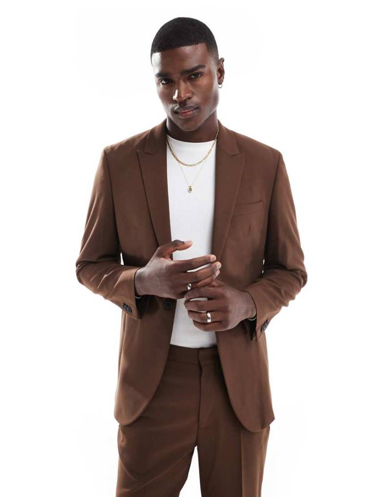 ASOS DESIGN - Twill-Anzugjacke in Braun mit normalem Schnitt von ASOS DESIGN